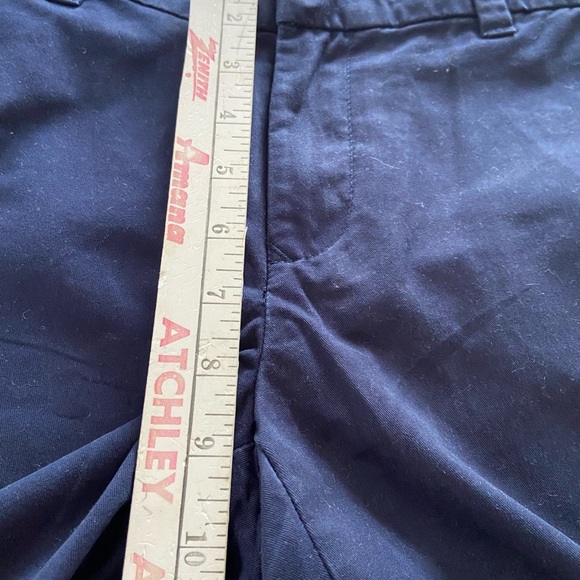 Tommy Hilfiger Chino Bermuda Shorts Navy Mid Rise Size 6 - Picture 10 of 11